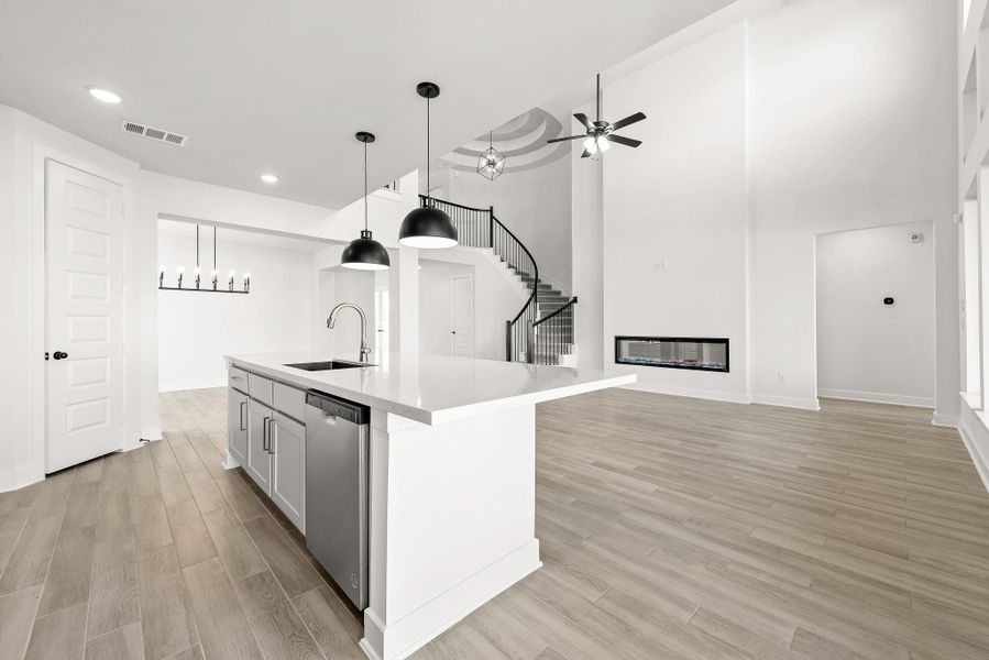 Representative image. Features, specifications, selections and colors may vary.