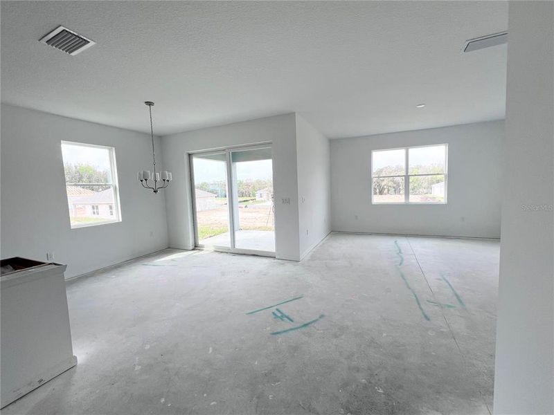 Spacious, unfurnished interior of a new home in Seaport Village, Tavares (Image 12).