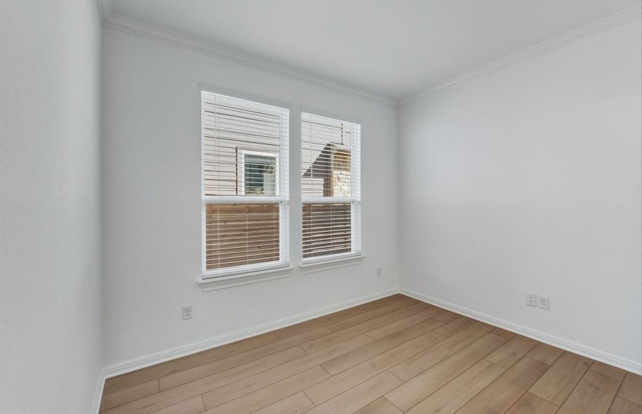 Spacious, unfurnished interior of a new home in Horizon Lake, Leander (Image 38).