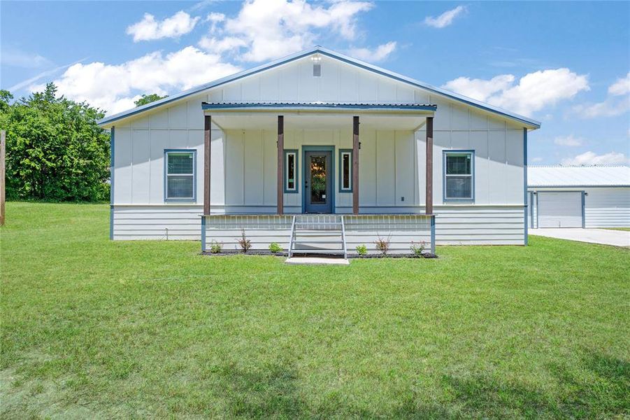 Exterior details and patio area of a home in , Van Alstyne (Image 17). Exterior details and patio area of a home in , Van Alstyne (Image 17).