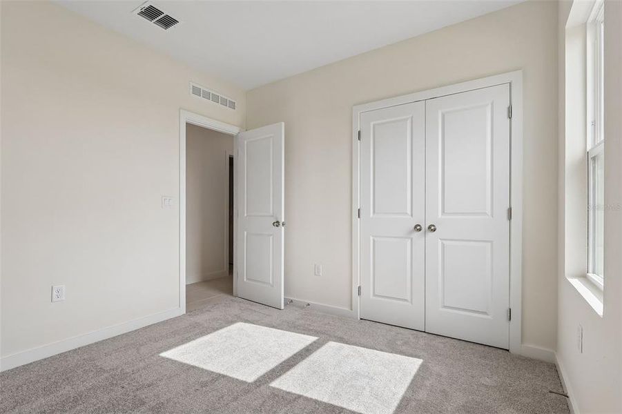 Spacious, unfurnished interior of a new home in Hamilton Bluff, Haines City (Image 33).