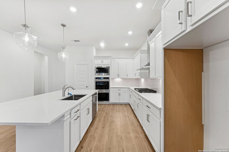 Furnished interior view inside a new home in Davis Ranch 50', San Antonio (Image 8).