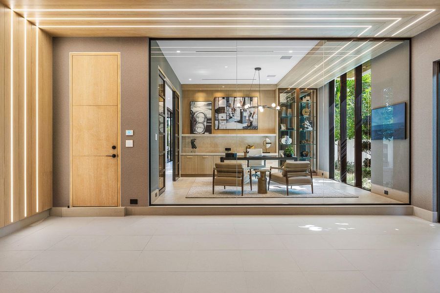 1520_Royal_Palm_Way_52