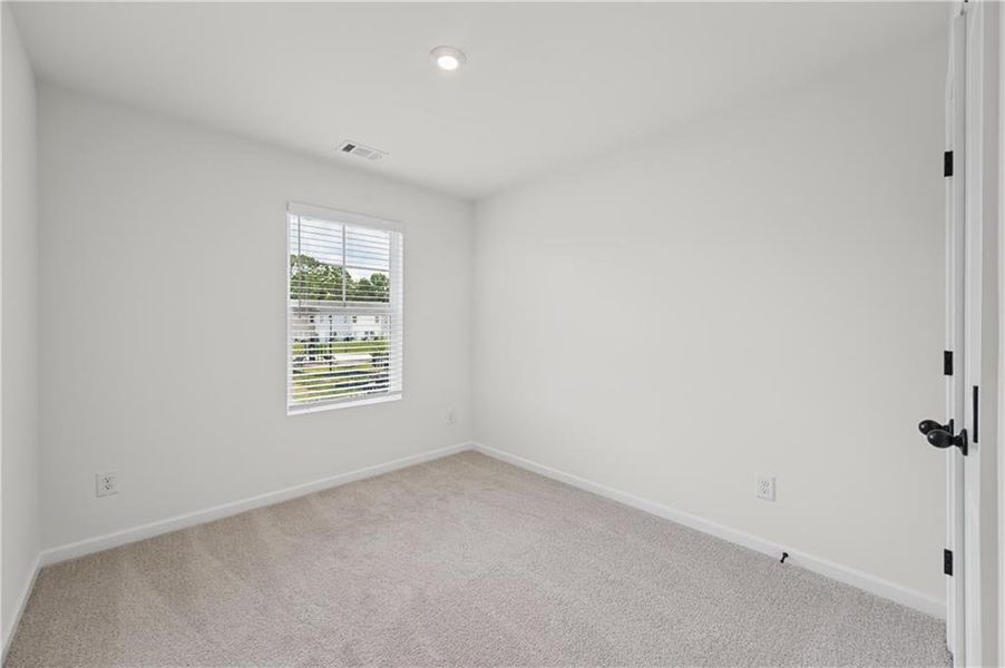 Spacious, unfurnished interior of a new home in Village Green, Adairsville (Image 13).