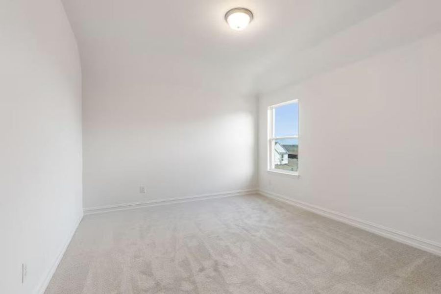 Photo of Pulte model home with same floor plan, not of actual home listed. Photo of Pulte model home with same floor plan, not of actual home listed.