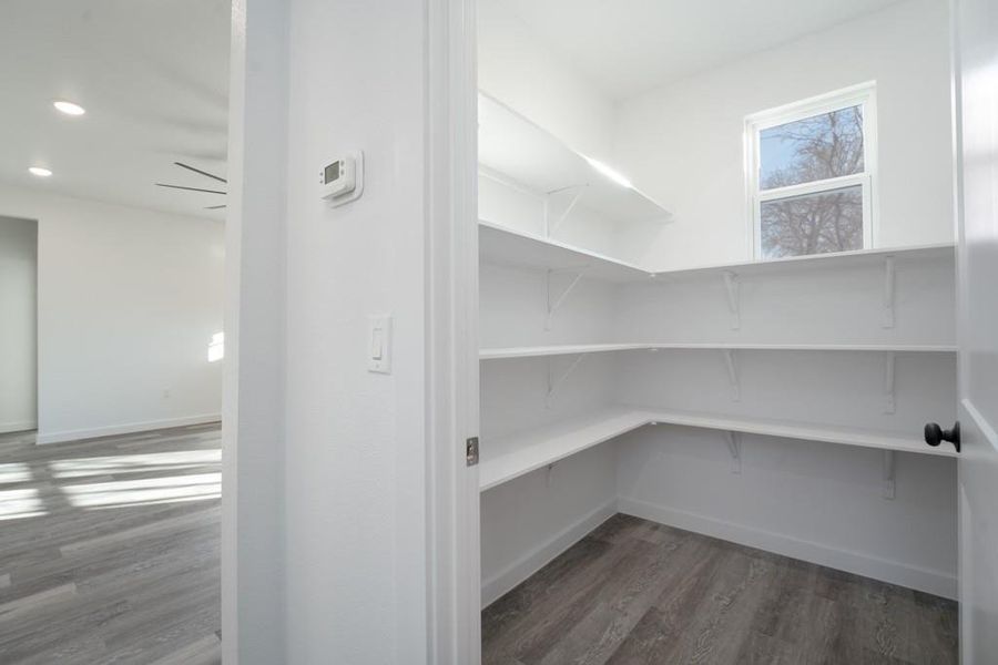 Spacious, unfurnished interior of a new home in , Bastrop (Image 16).