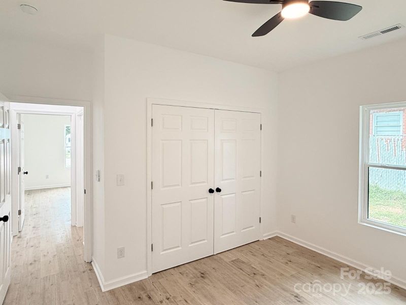 Image 29 of a home in .