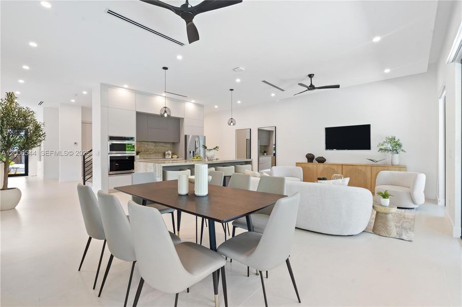 Furnished interior view inside a new home in , Fort Lauderdale (Image 16).