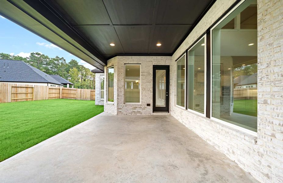 Representative exterior details of a home built from the 3799AU by Ravenna Homes in Audubon 60′, Magnolia (Image 3).