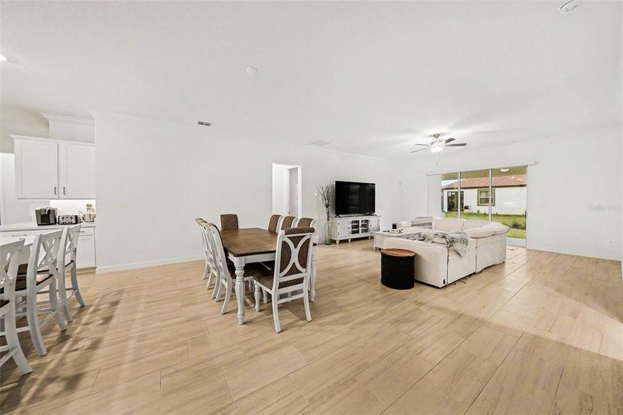 Furnished interior view inside a new home in , Wimauma (Image 13).