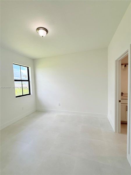 Spacious, unfurnished interior of a new home in , Homestead (Image 42). Spacious, unfurnished interior of a new home in , Homestead (Image 42).
