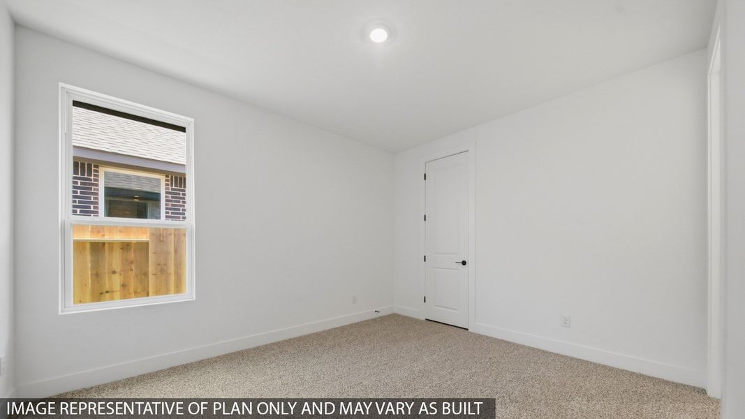 Spacious, unfurnished interior of a new home in Hills of Westlake, Conroe (Image 22).