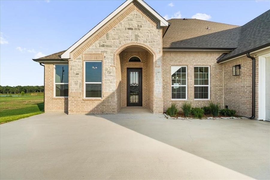 Exterior details and patio area of a home in , Corsicana (Image 3). Exterior details and patio area of a home in , Corsicana (Image 3).