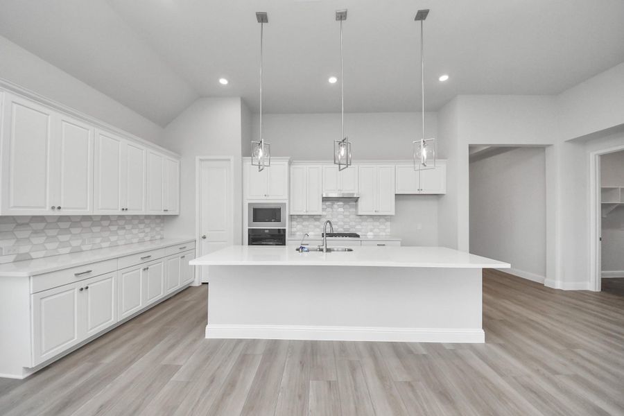 Furnished interior view inside a new home in Arabella on the Prairie: Heritage Collection, Richmond (Image 13). Furnished interior view inside a new home in Arabella on the Prairie: Heritage Collection, Richmond (Image 13).