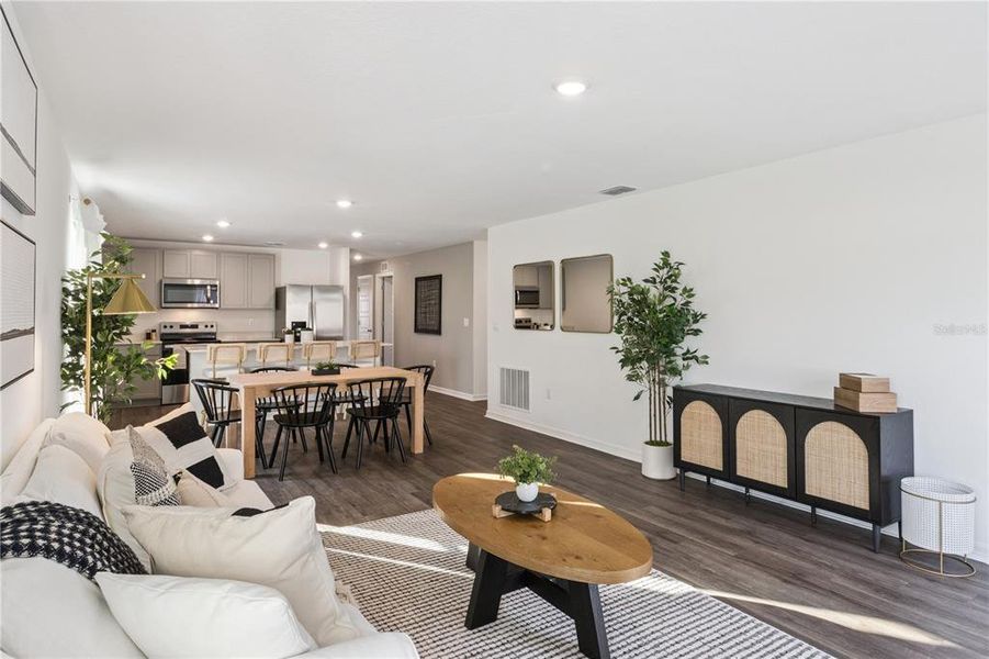 Furnished interior view inside a new home in , Lake Wales (Image 3).