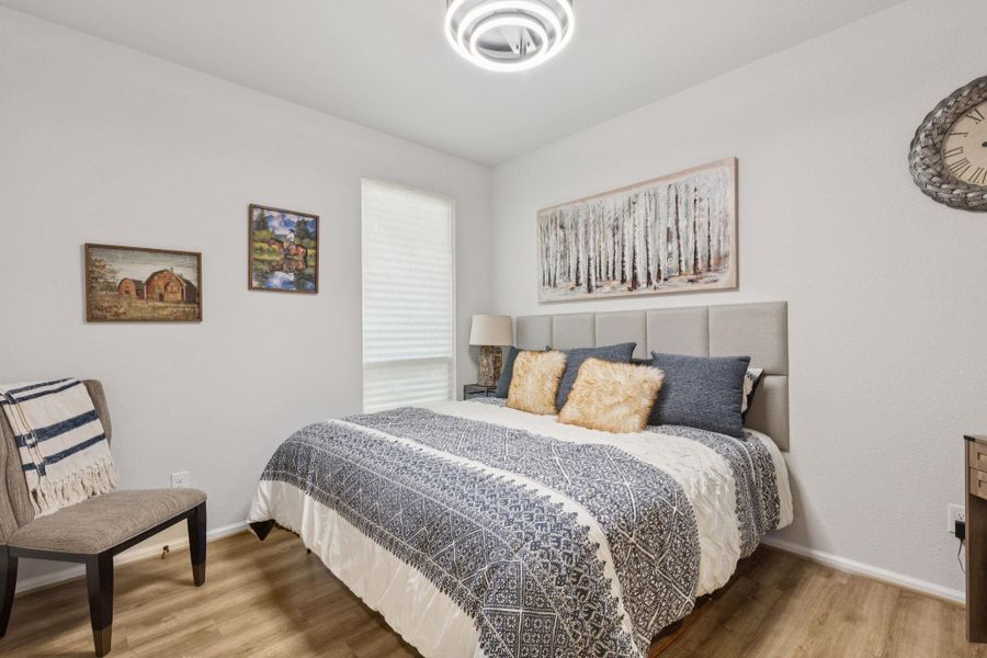 2nd bedroom