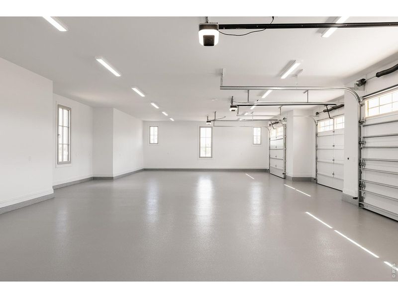 Spacious, unfurnished interior of a new home in , Fort Collins (Image 21).