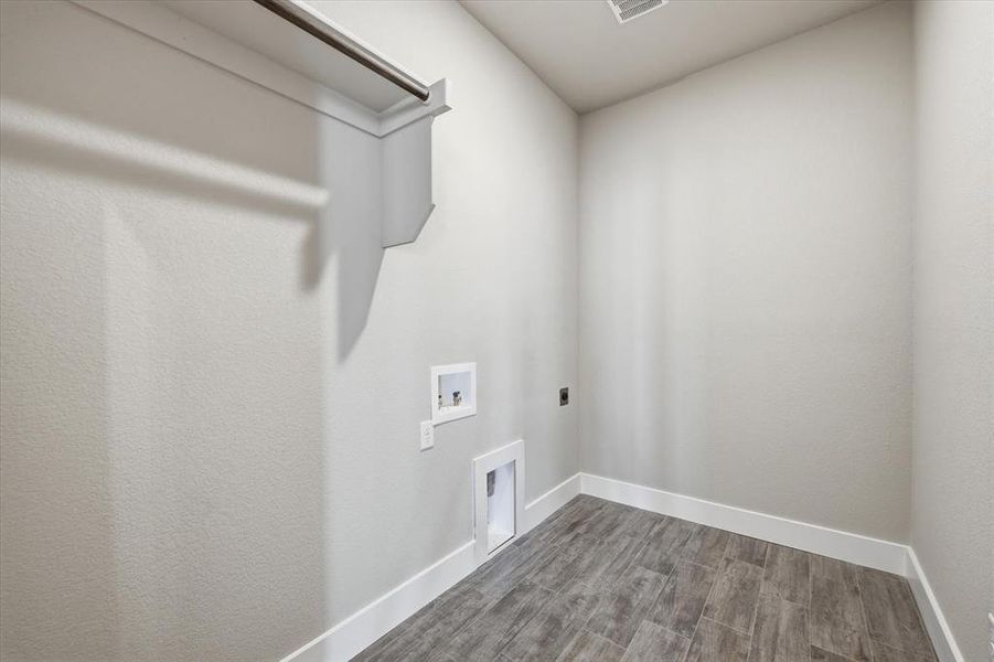 Spacious, unfurnished interior of a new home in Zion Valley, Springtown (Image 22).