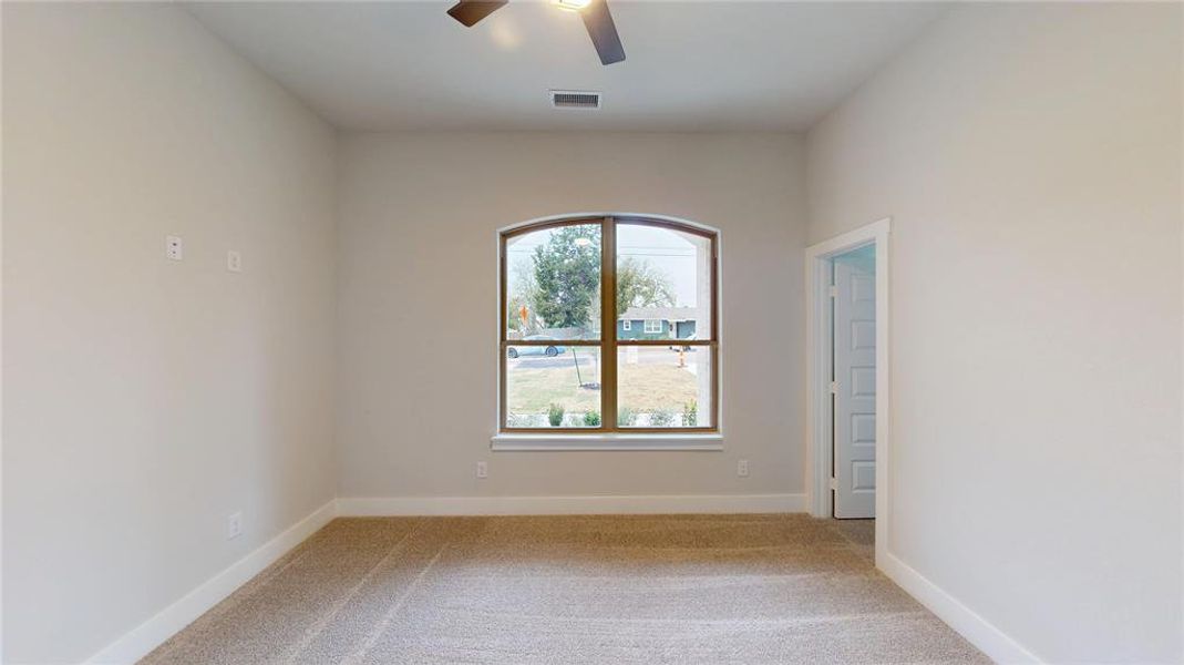 Spacious, unfurnished interior of a new home in , Denton (Image 22).