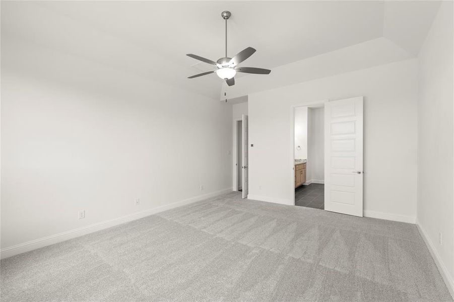 Spacious, unfurnished interior of a new home in Milrany Ranch, Melissa (Image 24). Spacious, unfurnished interior of a new home in Milrany Ranch, Melissa (Image 24).