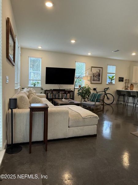 Image 42 of a home in .