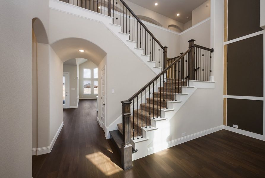Representative unfurnished interior of a home built from the Richmond by Chesmar Homes in Sienna Lakes, San Antonio (Image 8). Representative unfurnished interior of a home built from the Richmond by Chesmar Homes in Sienna Lakes, San Antonio (Image 8).