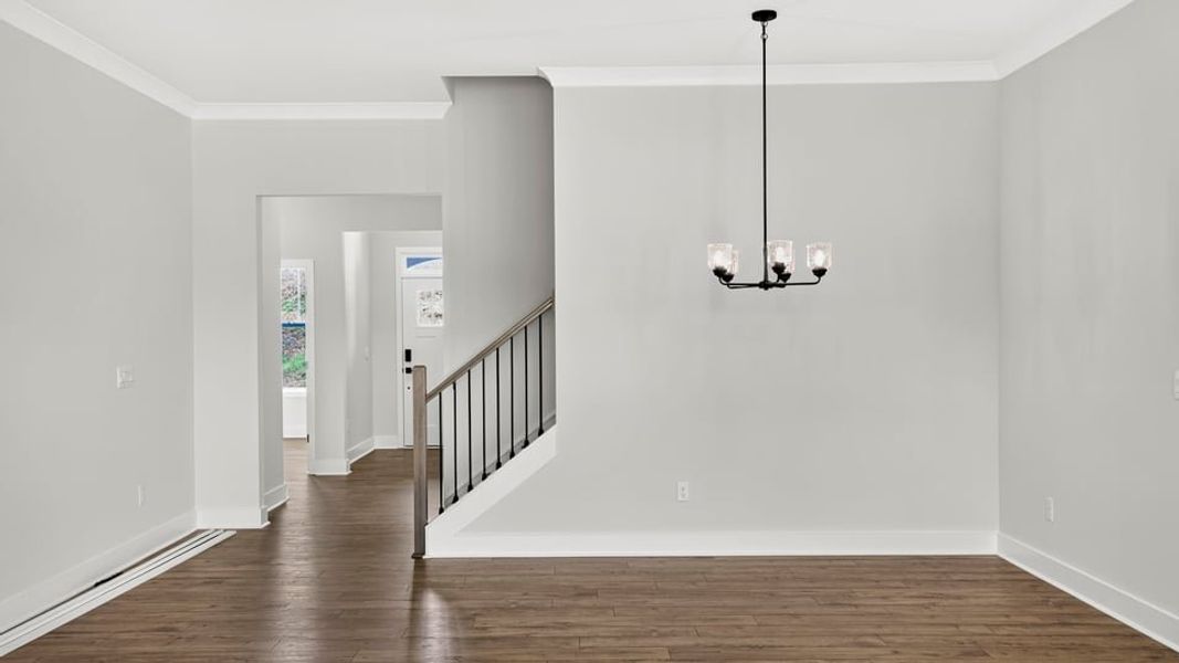 Spacious, unfurnished interior of a new home in Sunset Summits, Spartanburg (Image 28).