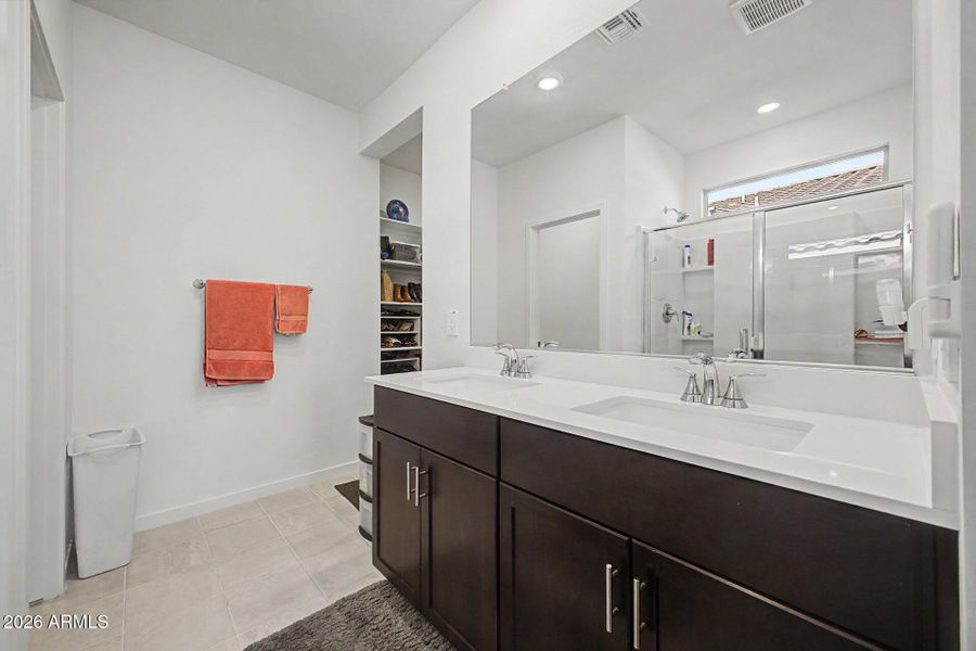 27 - Desert Hollow 16014 27 - Desert Hollow 16014