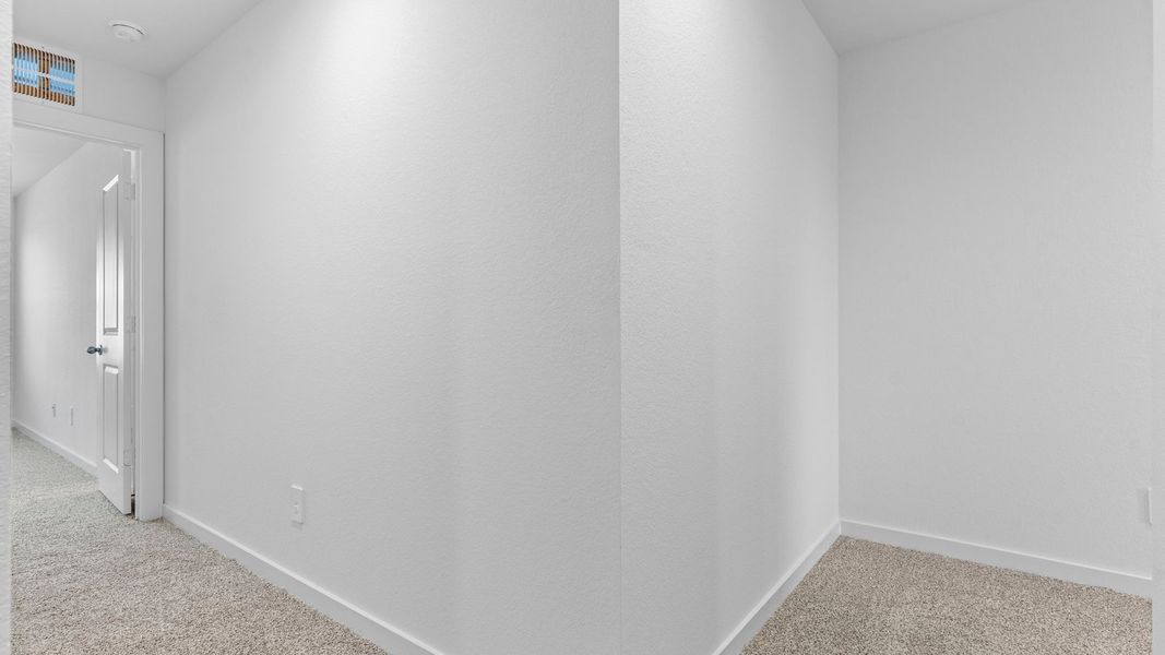Spacious, unfurnished interior of a new home in Lexington Village, Missouri City (Image 42). Spacious, unfurnished interior of a new home in Lexington Village, Missouri City (Image 42).