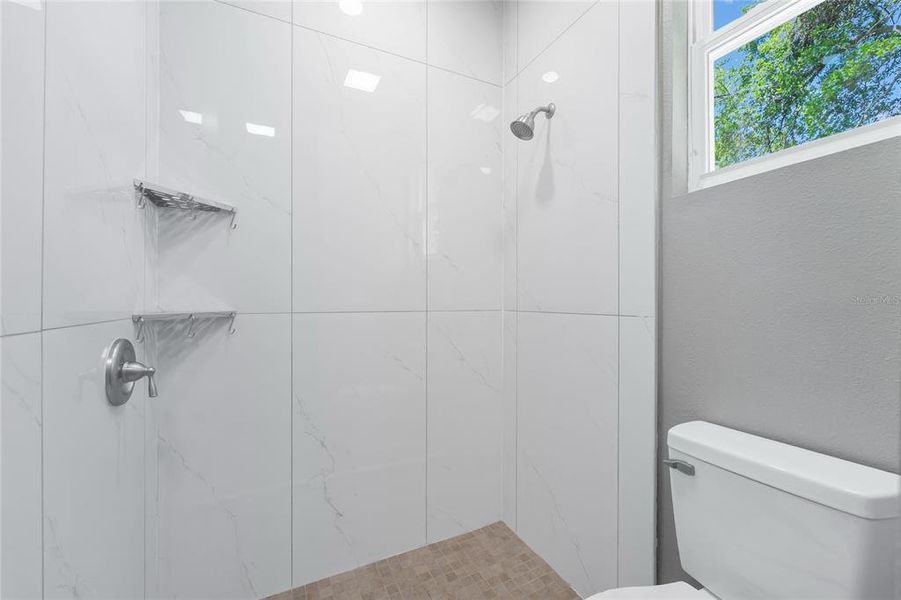Image 38 of a home in .