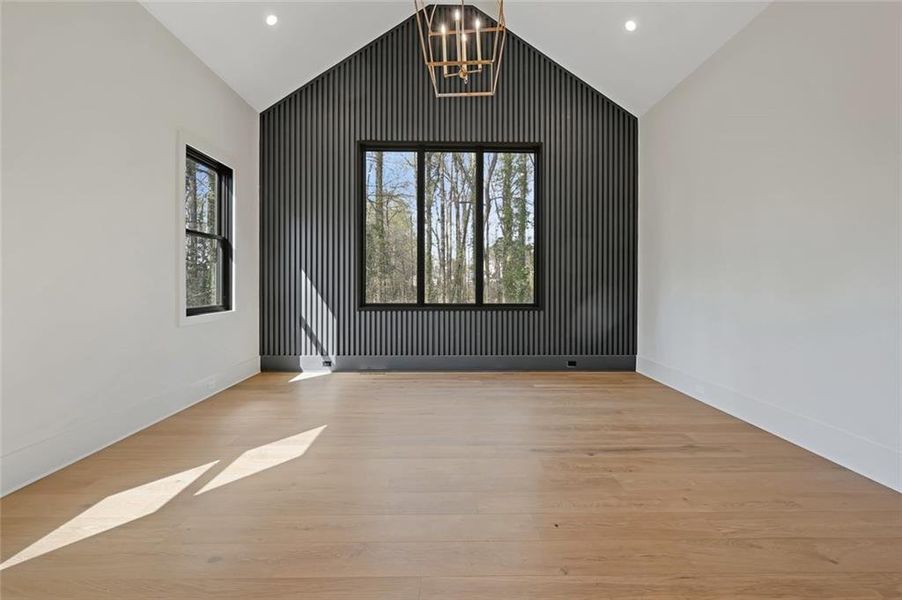 Spacious, unfurnished interior of a new home in , Alpharetta (Image 41).