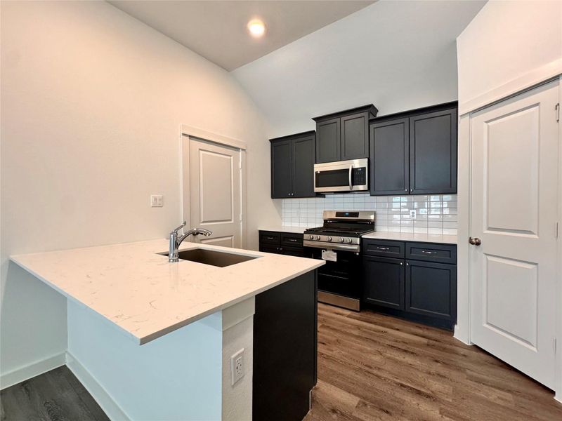 Furnished interior view inside a new home in Santa Fe, Cleveland (Image 3).
