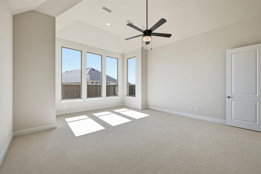 Spacious, unfurnished interior of a new home in Sandbrock Ranch: 60ft. lots, Aubrey (Image 25).