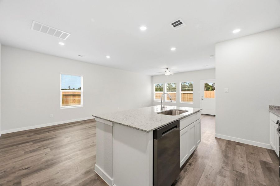 Furnished interior view inside a new home in Crockett Meadows, Conroe (Image 9).