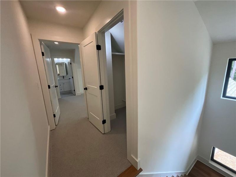 Spacious, unfurnished interior of a new home in , Lawrenceville (Image 37).