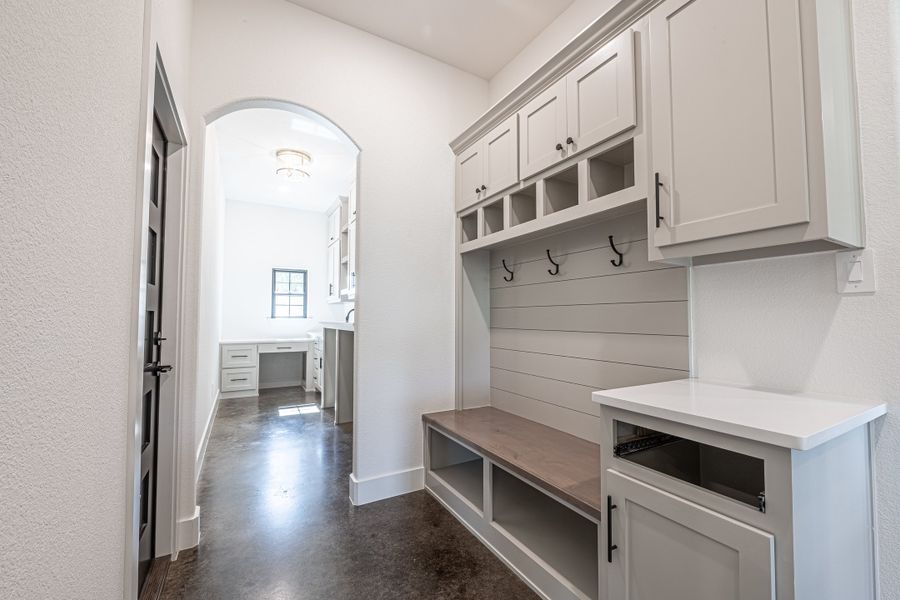 Furnished interior view inside a new home in Eagles Bluff, Weatherford (Image 14).