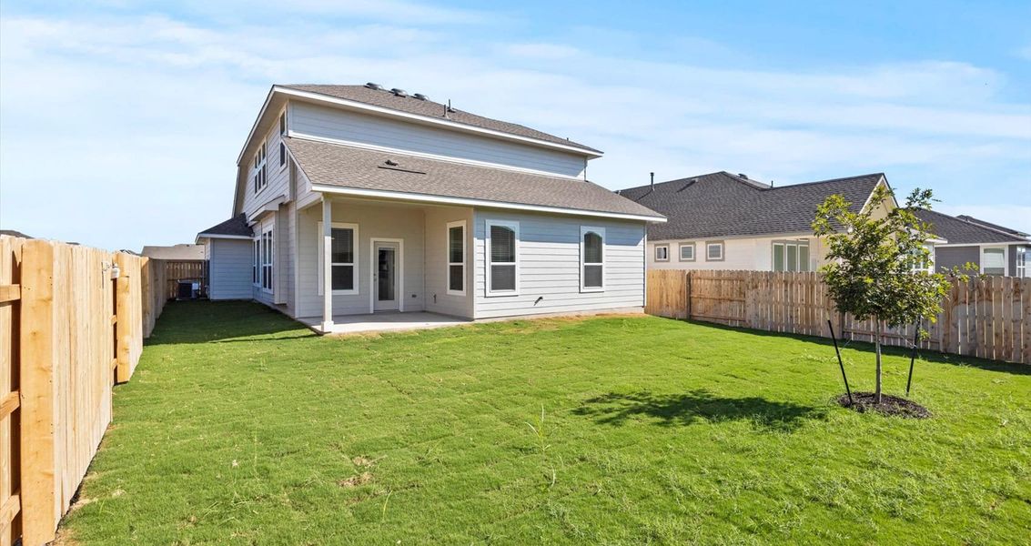 Exterior details and patio area of a home in Trace, San Marcos (Image 4).