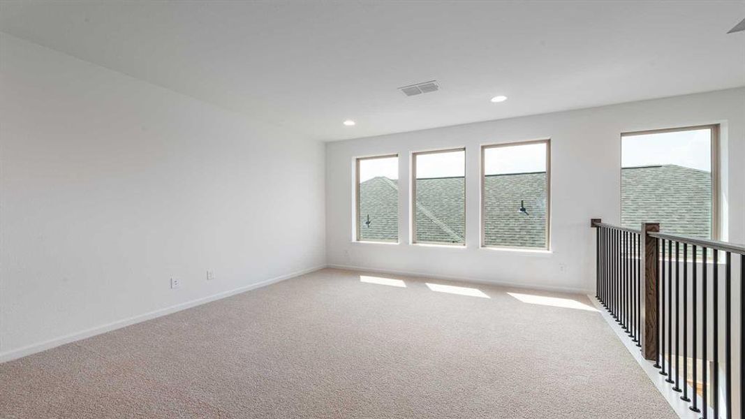 Spacious, unfurnished interior of a new home in Devonshire - Reserve 45', Forney (Image 13). Spacious, unfurnished interior of a new home in Devonshire - Reserve 45', Forney (Image 13).