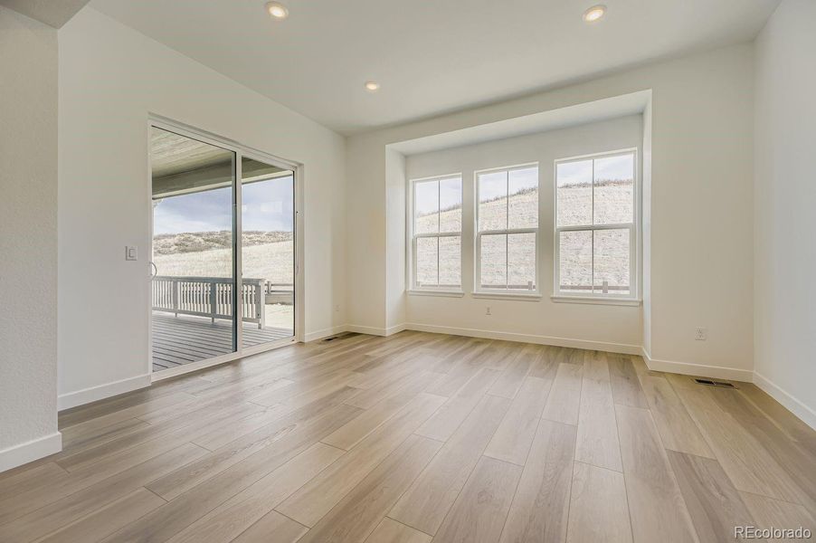 Spacious, unfurnished interior of a new home in Macanta: The Legends Collection, Castle Rock (Image 13).