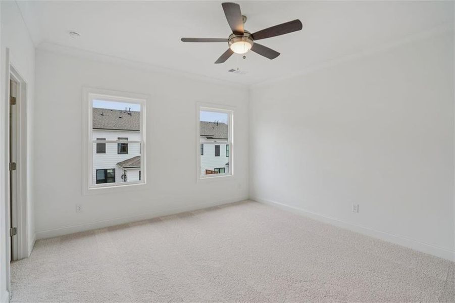Spacious, unfurnished interior of a new home in Waterhaven, Cumming (Image 25).