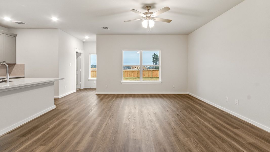 Furnished interior view inside a new home in Cielo, Conroe (Image 8).