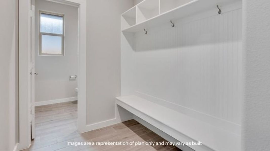 Spacious, unfurnished interior of a new home in Homestead at Parks Bell Ranch, Odessa (Image 13).