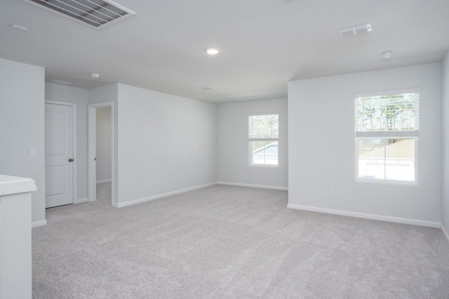 Spacious, unfurnished interior of a new home in Bradford Pointe, Summerville (Image 9). Spacious, unfurnished interior of a new home in Bradford Pointe, Summerville (Image 9).