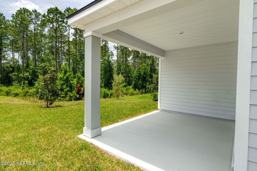 Image 65 of a home in Beacon Lake.