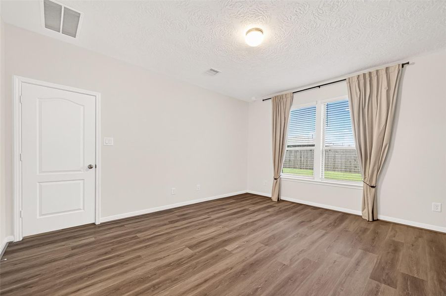Spacious, unfurnished interior of a new home in , Houston (Image 33). Spacious, unfurnished interior of a new home in , Houston (Image 33).