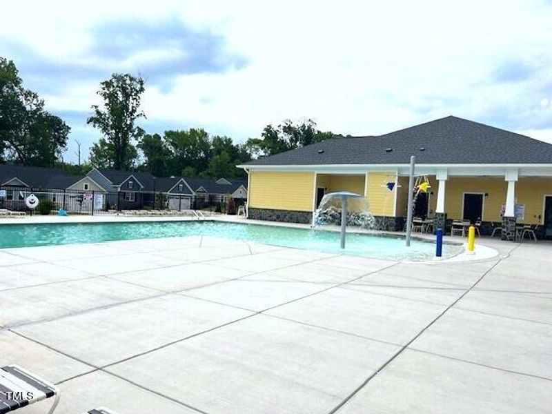 Hollybrook Pool 4