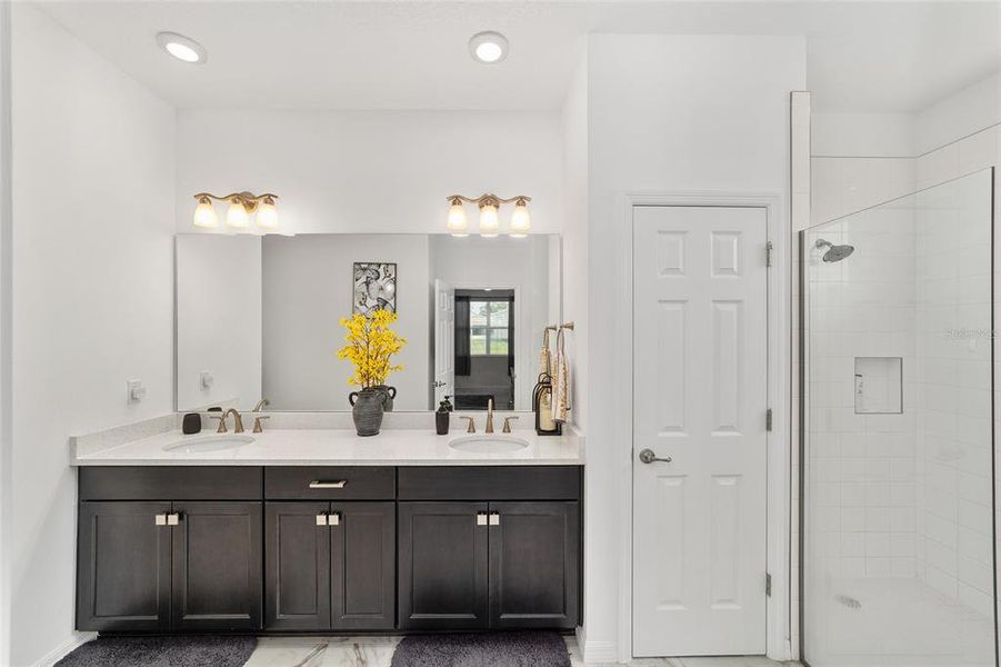 Furnished interior view inside a new home in , Ocala (Image 26).