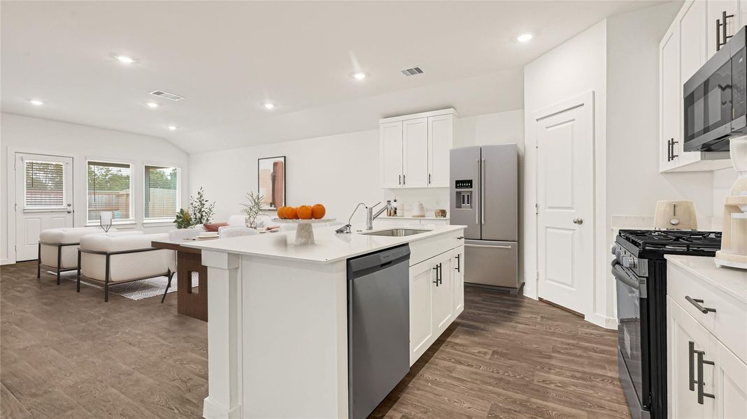 Furnished interior view inside a new home in Holly Ridge, Rosenberg (Image 9).