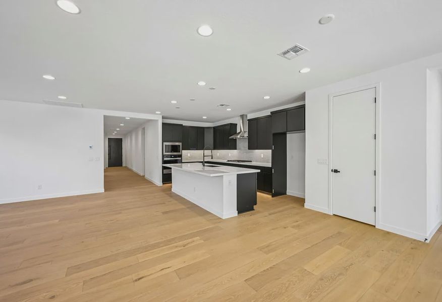 Kitchen - 9 of 13