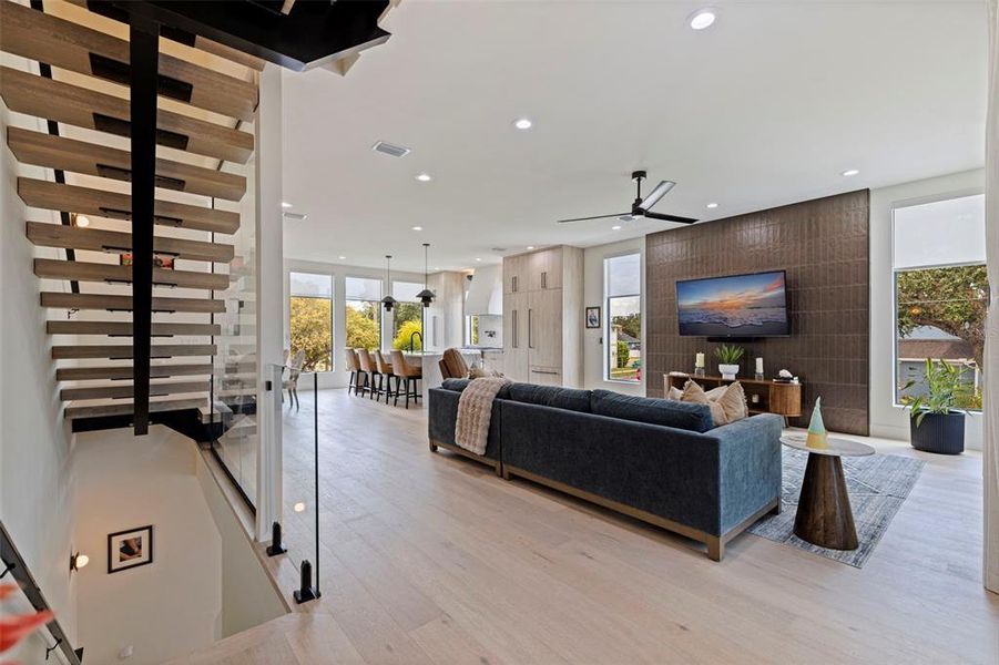 Image 43 of a home in .